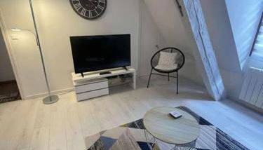 QUAI 65 , 3 pièces sur le port, à 250 m de la rue piétonne et de la mer - Foto 3