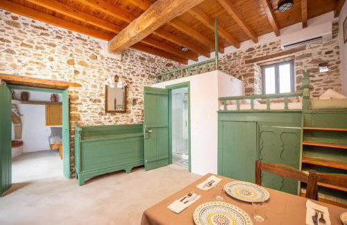 Amarantos-Traditional Village House-Apollona - Foto 9