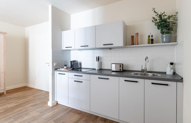 Schoenhouse Berlin City Street - Photo 56