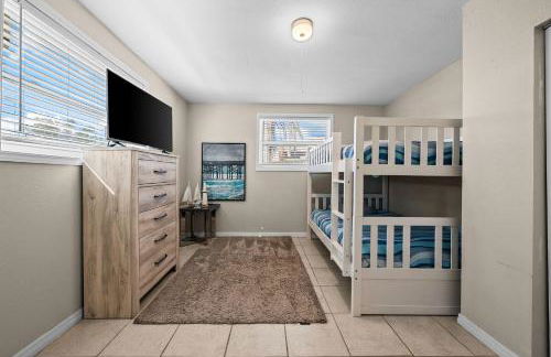 Private 5BR Oasis with Pool Near Clearwater Beach - Foto 4