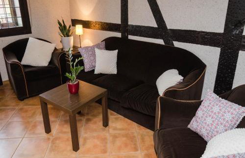 Stylish House in the Countryside 5 km From the sea - Foto 34