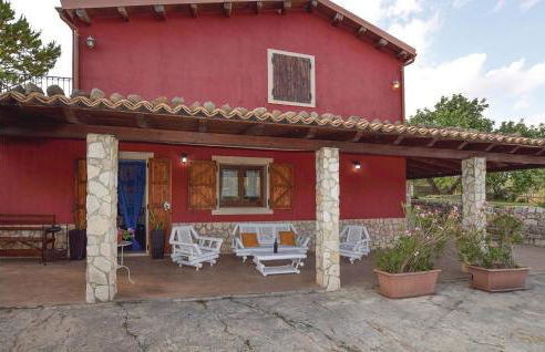 4 Bedroom Stunning Home In Giarratana - Foto 5