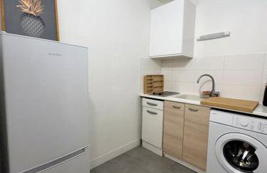 Typical Parisian apartment with balcony, Eiffel Tower - Foto 9