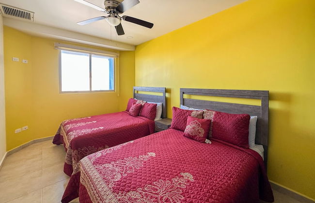 2BR Sunset Escape for Families - Foto 27