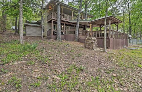 Secluded Edgemont Getaway with Huge Outdoor Deck! - Foto 3