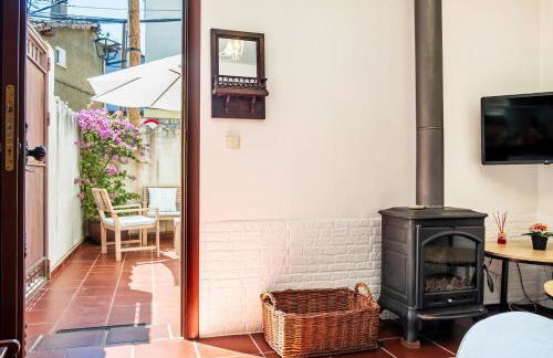 Casita rústica con patio y chimenea - El Cabildo - Foto 9