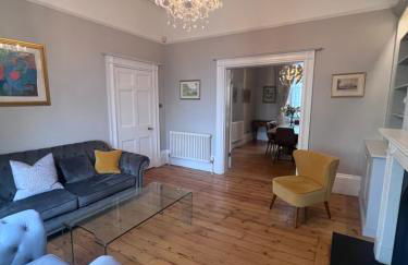 No2 Clarence grade II Regency townhouse short walk to racecourse and town centre - Photo 37