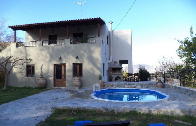 Rural Spacious Villa with Pool at Central Crete - Foto 1