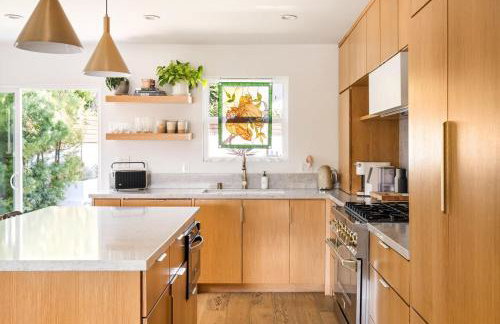 LA Oasis with Private Yard 10 min to Beach LAX 405 - Foto 36