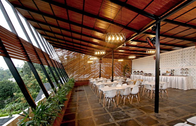 Le Villagio Resort & Domes - Photo 53