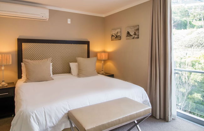 The Crystal Apartments - Photo 11