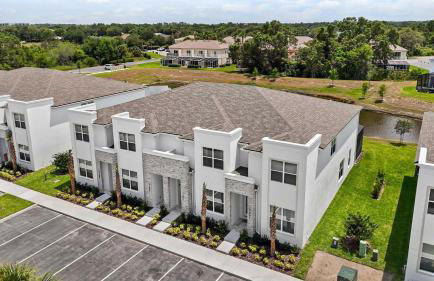 Upstay-Luxury 3BR Home w Private Pool & Games Room - Foto 37