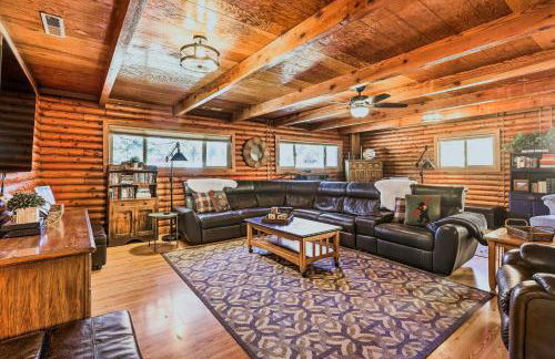 Dog-Friendly Kings Beach Log Cabin with Hot Tub! - Foto 4