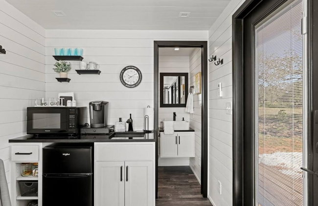 New Wilderness Hideout-cozy Container Home - Foto 56