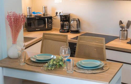 Highway Haven - Halandri - Foto 9