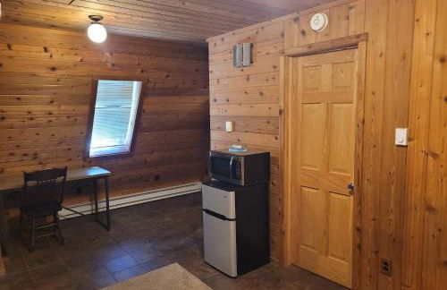The Koal-Mine-Inn - Great Location & AC! - Foto 28
