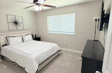 Cozy Retreat near DFW Airport - Entire Home - Foto 36