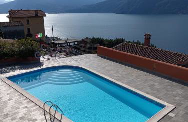 The Fairy World - Penthouse with Terrace Lake view and Pool - Photo 1