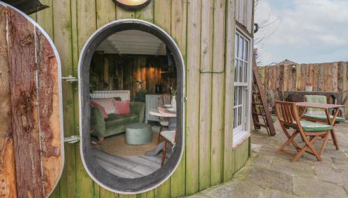 The Lazy Squire by The Water - Foto 3