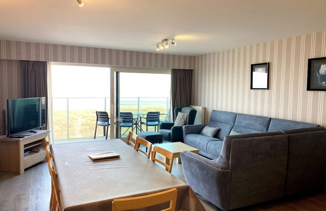 Apartment in Nieuwpoort With Stunning Sea Views - Photo 1