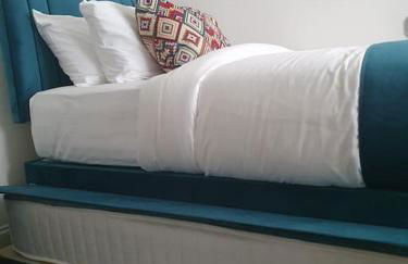 Cheerful 3 bedroom house with spacious garden - Foto 8