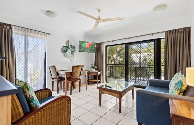Trinity Beach Club Holiday Apartments - Foto 42
