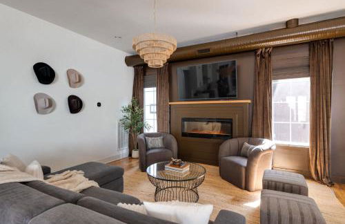 The Gambler - Pool Table Plus Rooftop with Firepit - Foto 28