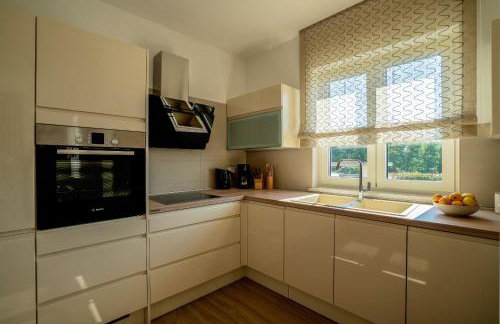 Villa Silvia for 10 people with infinity pool and large playground - Foto 24