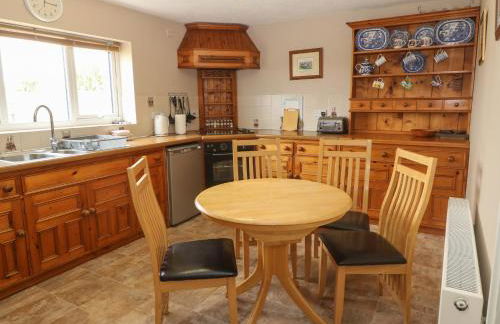 Porth Awyr - Photo 10