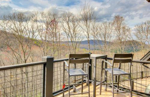 Modern Mountain-View Gem with Deck in Glenville - Foto 3