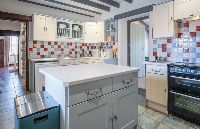 Tregoyr - 3 Bedroom Holiday Home - St. Florence - Photo 20