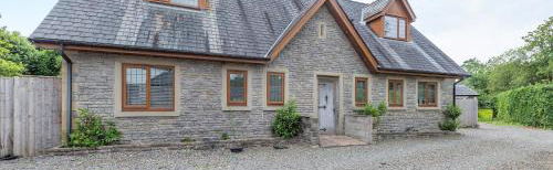 Ty Afon Jay - Foto 1