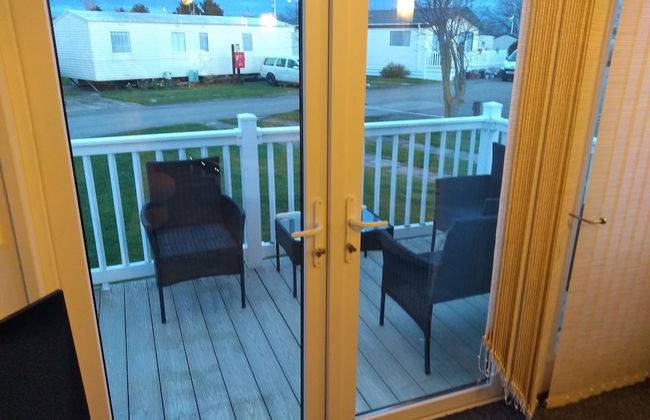 Lovely 3-bed Lodge in Towyn Near Rhyl - Foto 10