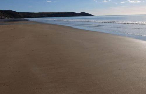 Romantic cliff top chalet at Whitsand Bay beach - Photo 39