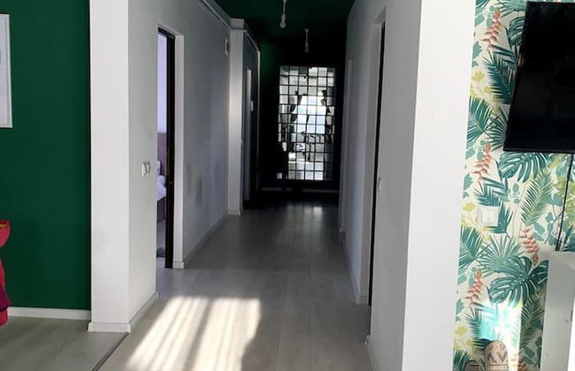 Spacious 3 Bed Apartment Cluj Floresti Near Vivo - Foto 33