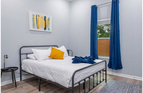 Comfort and Style 4br/3ba Near Riverwalk and Dtown - Foto 30