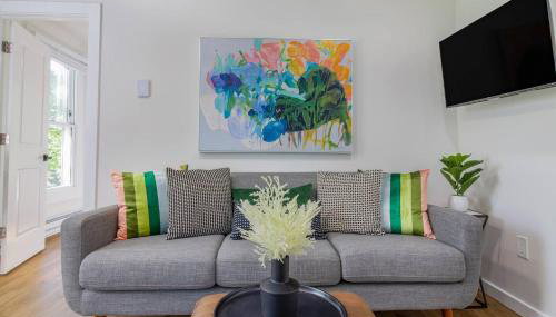 Historic Depot Town Home, King Bed - Foto 2