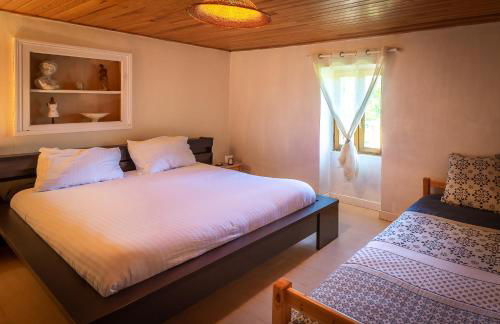 Charmante Maison dans les Gorges de la Sioule - Foto 12