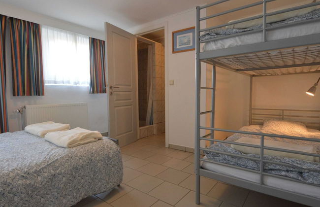 Group House With 3 Apartment for Family - Foto 9