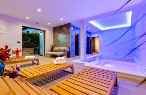 Terra Maiorum -12 person private Villa - heated pool and water massage - Foto 21