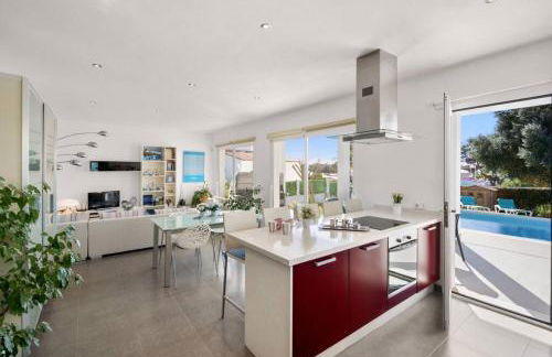 Villa Abril - Photo 2