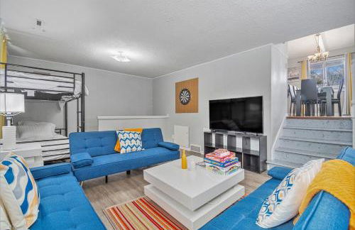 Modern 4-Bedroom Retreat - Foto 32