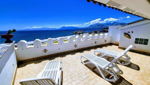 Seafront House Gabbiano Azzurro - Foto 4, sunbed