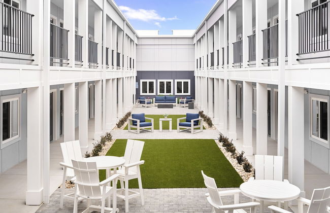 stayAPT Suites Madison-Greenbrier - Photo 20