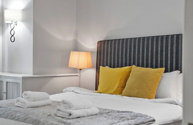 The Knightsbridge Residences - Photo 21