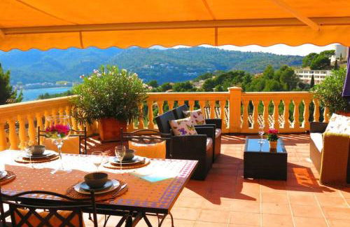 Apartamento en el Puerto de Sóller con gran terraza privada y vistas al mar. Piscina comunitaria. Localizado en un zona tranquila y muy soleada. Wifi gratis disponible. Parking. - Foto 7