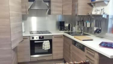 Greenhouse - Photo 4