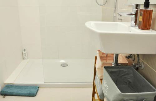 Casa familiar luminosa con piscina, cerca de la playa y parques, ideal para 6 personas en Cubelles - ES-332-5 - Photo 16