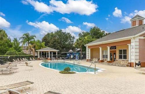 2335 Amazing 5BD Family Townhome Close to Disney - Foto 36