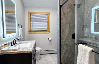 2S New log cabin in Bethlehem - privacy, firepit, great location! - Photo 31